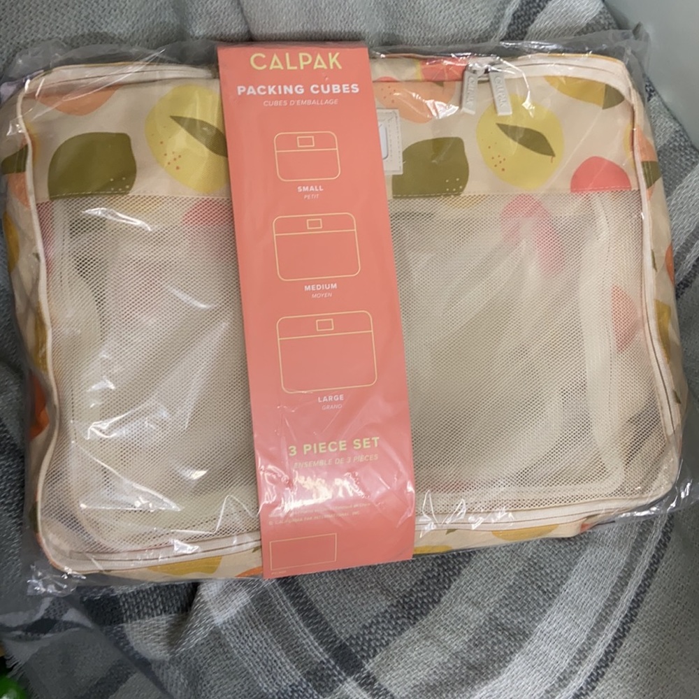 Brand new calpak packing cubes. 3 piece set